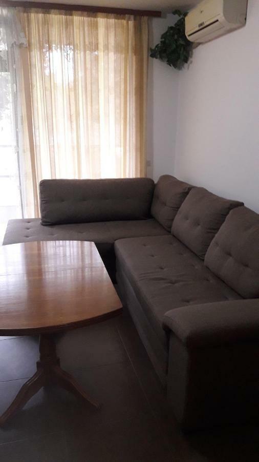 Sea Bedroom Apartments 네세부르 외부 사진